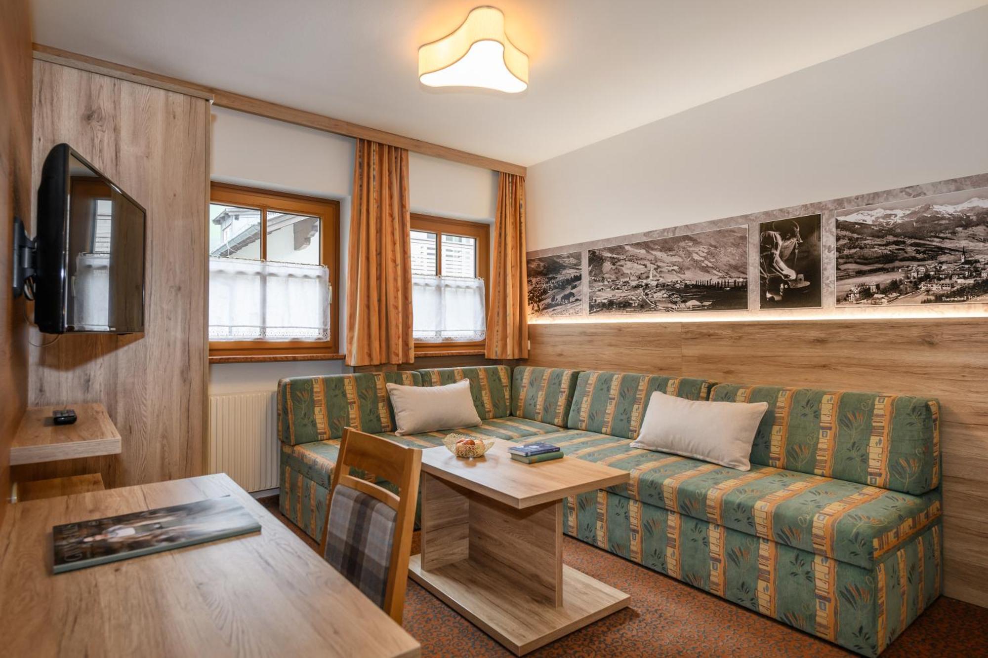 Ferienhaus Birgit - Inklusive Eintritt Alpentherme Bad Hofgastein Exterior photo