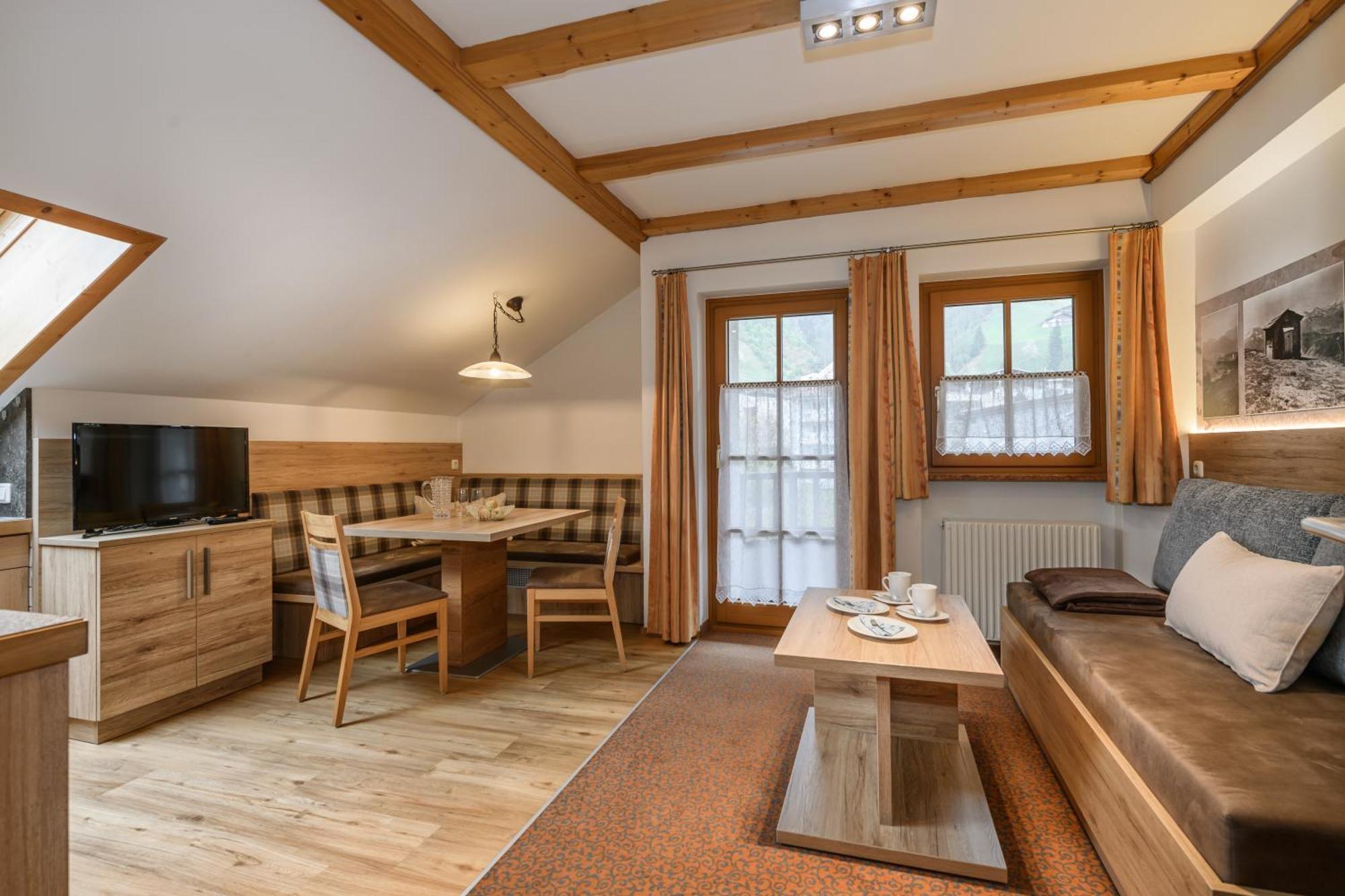 Ferienhaus Birgit - Inklusive Eintritt Alpentherme Bad Hofgastein Exterior photo