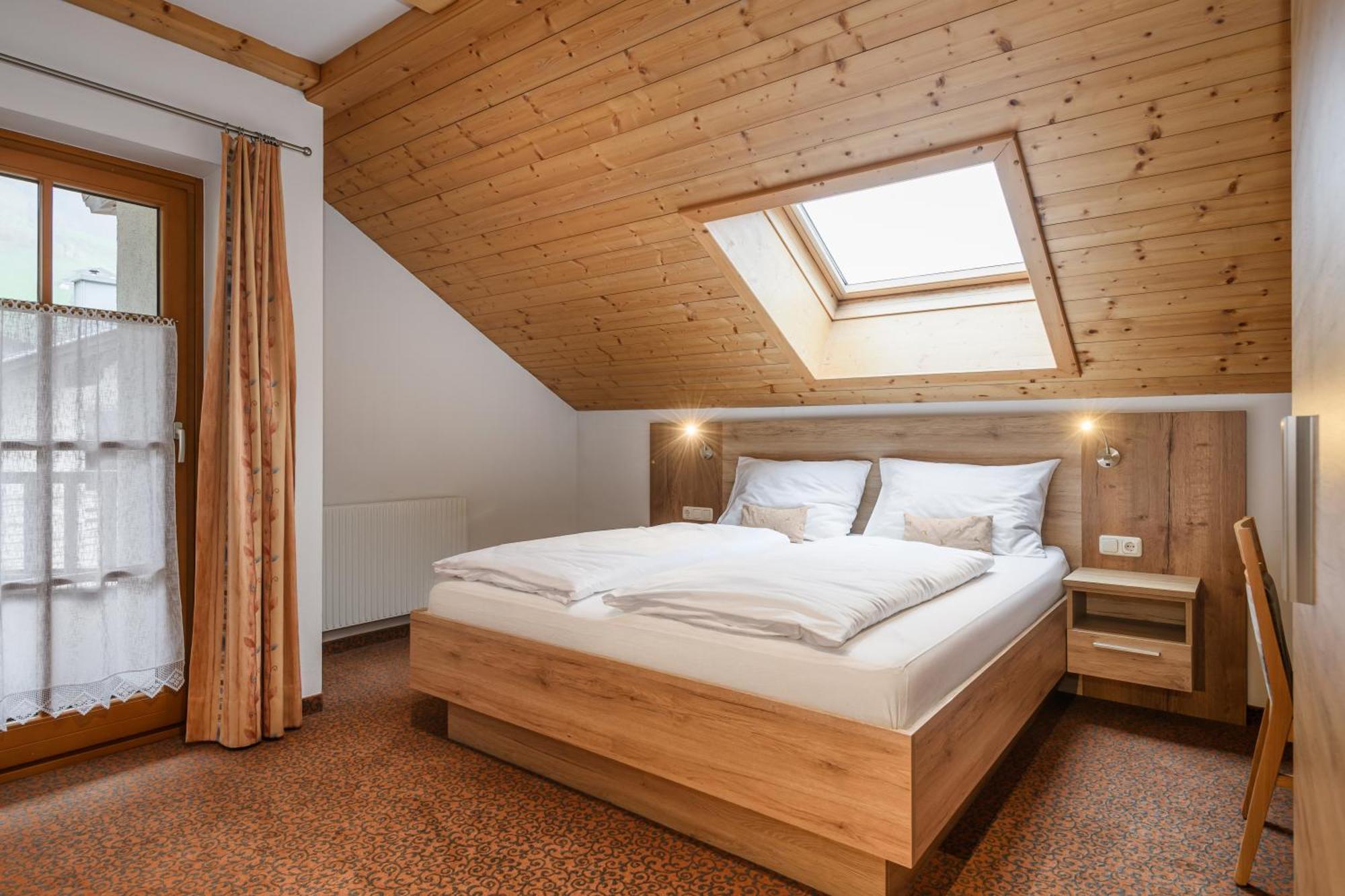 Ferienhaus Birgit - Inklusive Eintritt Alpentherme Bad Hofgastein Exterior photo