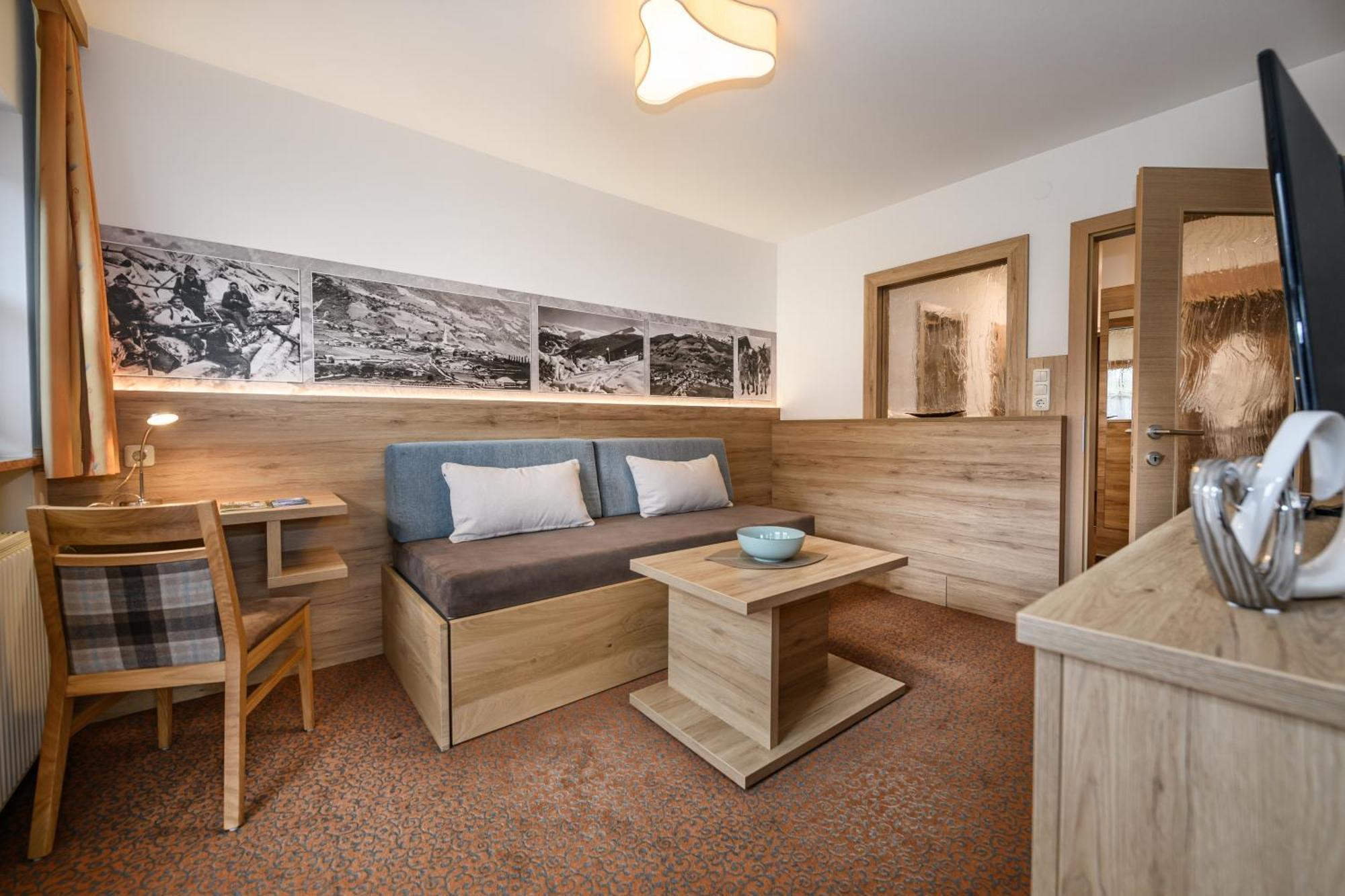 Ferienhaus Birgit - Inklusive Eintritt Alpentherme Bad Hofgastein Exterior photo